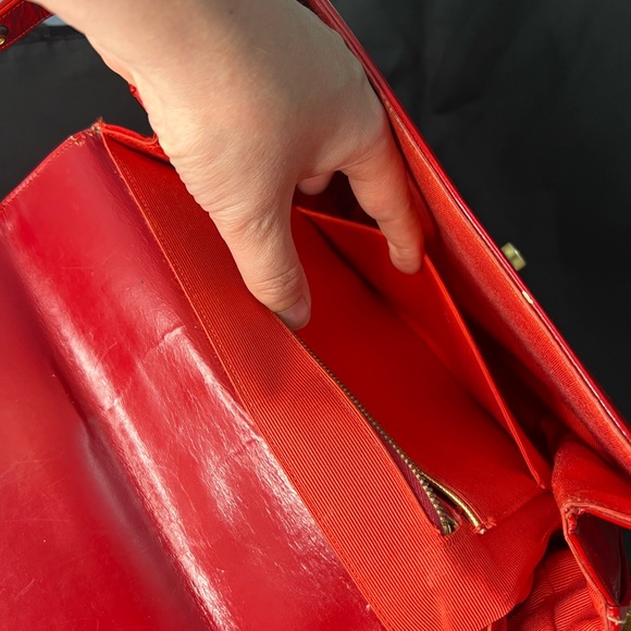 Nicholas Reich Vintage Convertible Latched Bag - Picture 10 of 14